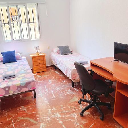 Habitacion Compartido Huelva Centro Esterno foto